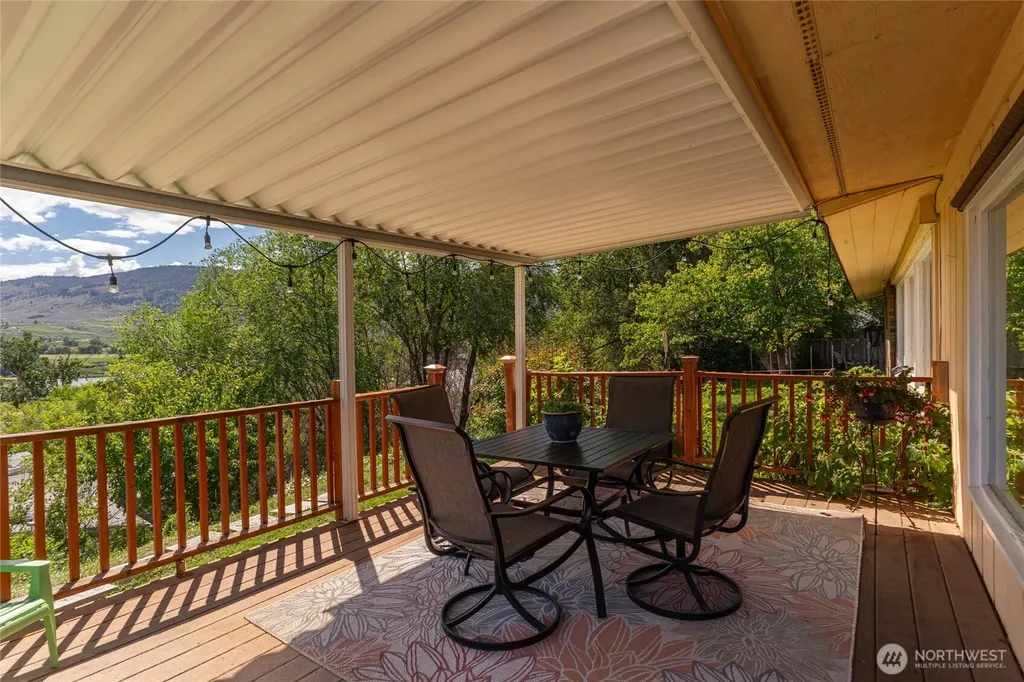 1903 Deerpath Drive Oroville WA 98844