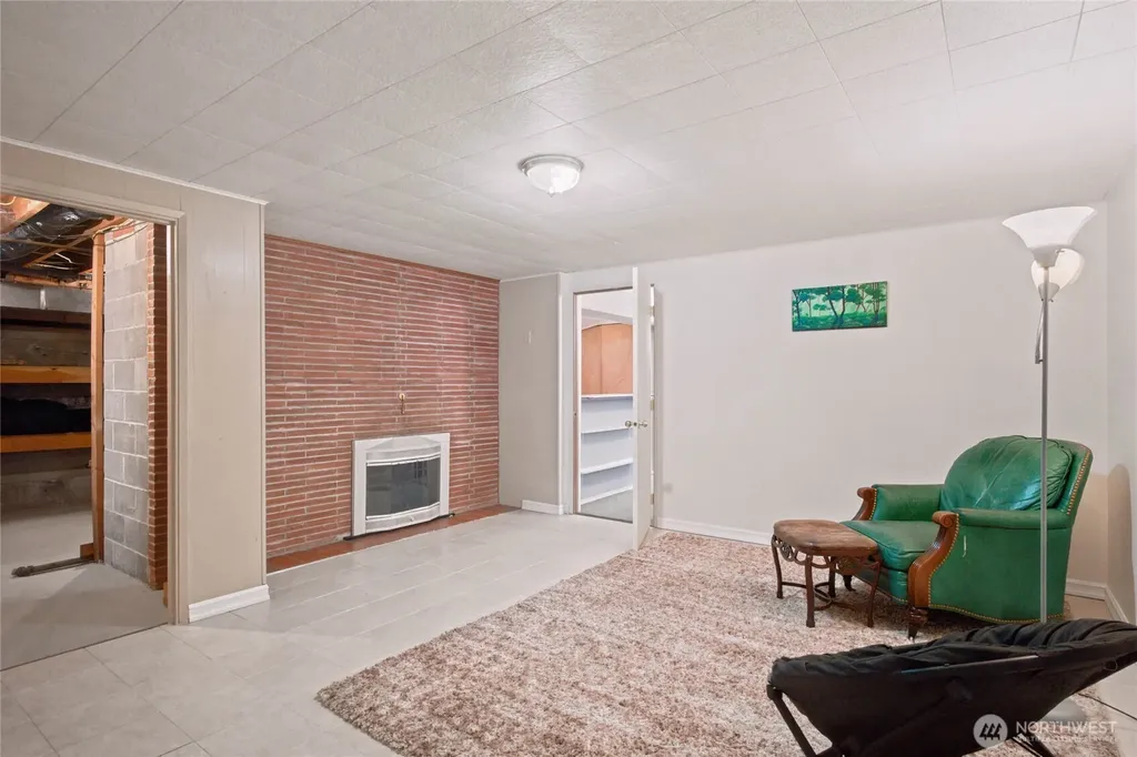 1903 Deerpath Drive Oroville WA 98844