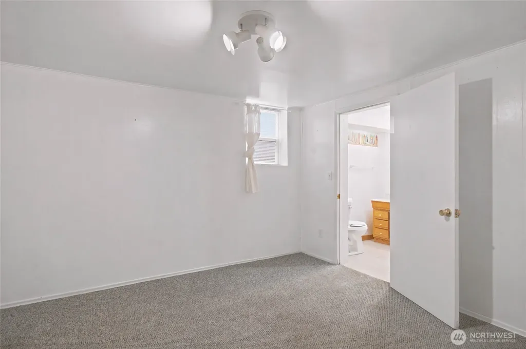 1903 Deerpath Drive Oroville WA 98844