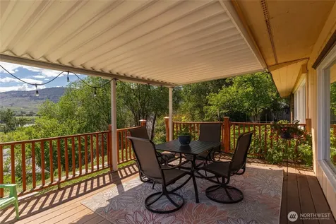 1903 Deerpath Drive Oroville WA 98844