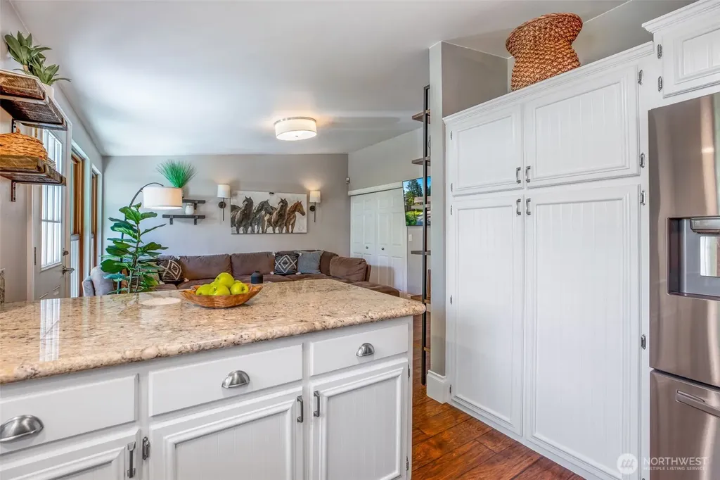 1905 216th Avenue SE Sammamish WA 98075