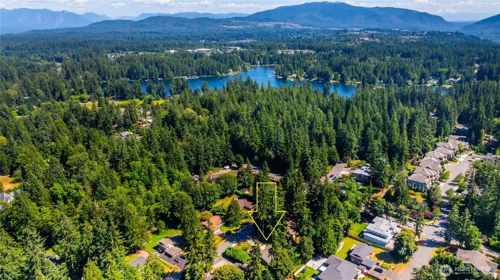 1905 216th Avenue SE Sammamish WA 98075