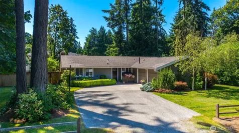 1905 216th Avenue SE Sammamish WA 98075