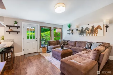 1905 216th Avenue SE Sammamish WA 98075