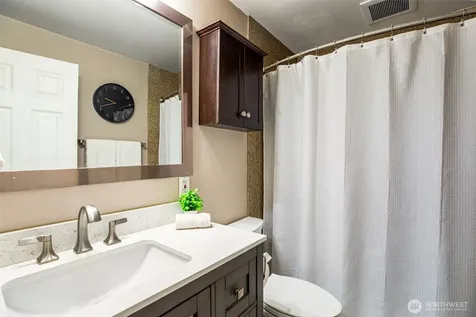 1905 216th Avenue SE Sammamish WA 98075