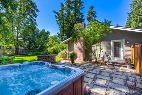 1905 216th Avenue SE Sammamish WA 98075
