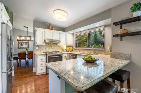 1905 216th Avenue SE Sammamish WA 98075