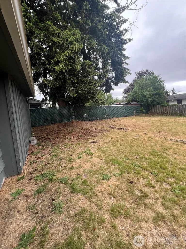 16421644 120th Street S Tacoma WA 98444