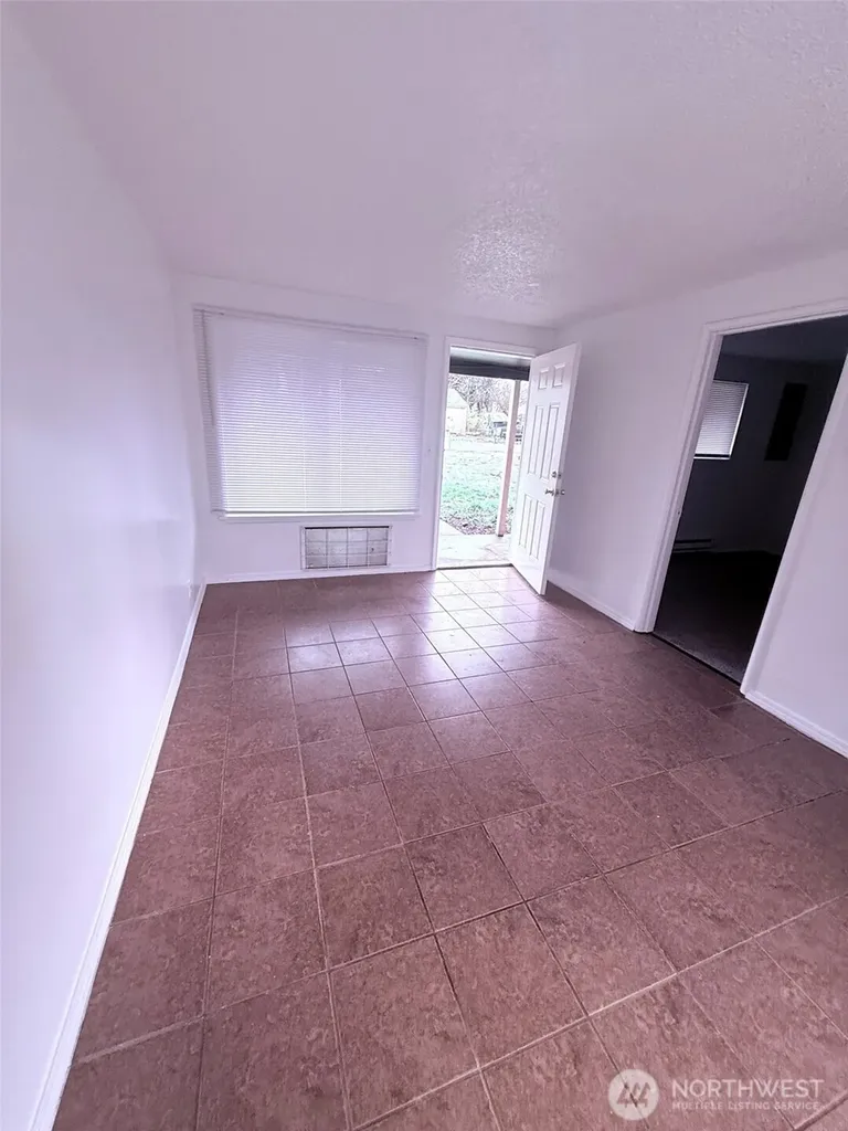 16421644 120th Street S Tacoma WA 98444