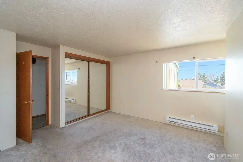 1027 W Ninth Street Port Angeles WA 98363