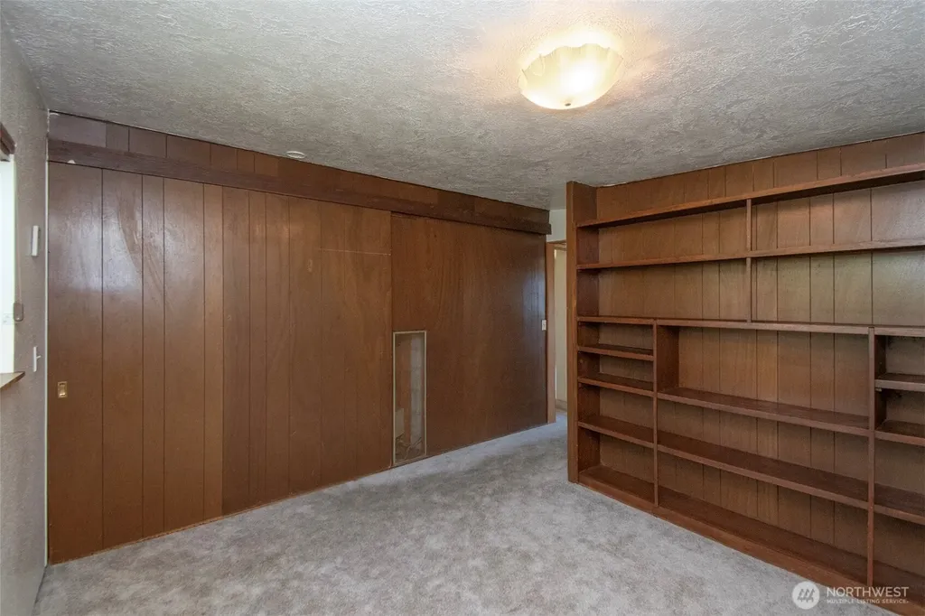 1027 W Ninth Street Port Angeles WA 98363