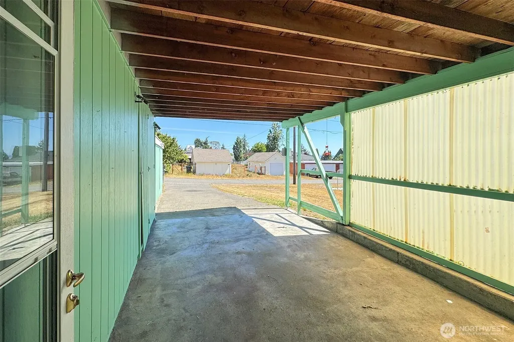 1027 W Ninth Street Port Angeles WA 98363