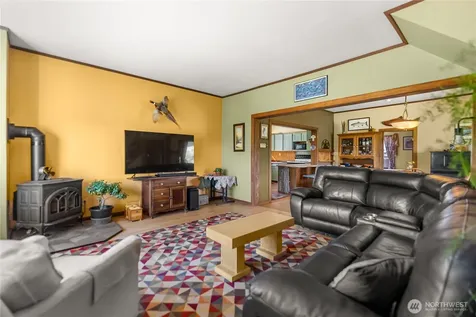 195 Twin Lakes Road Winthrop WA 98862