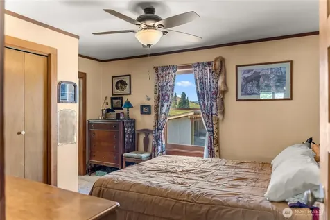 195 Twin Lakes Road Winthrop WA 98862