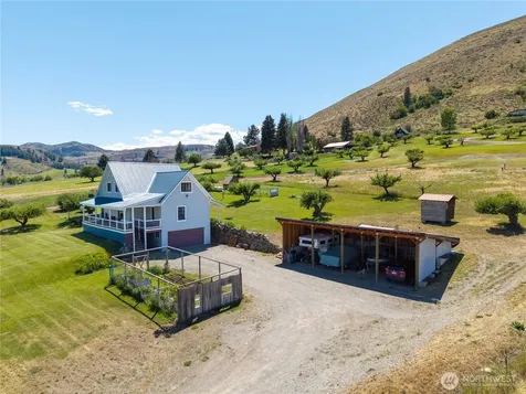 195 Twin Lakes Road Winthrop WA 98862
