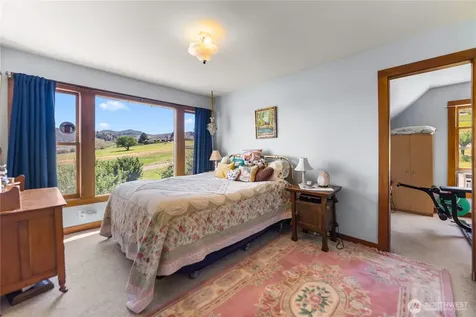 195 Twin Lakes Road Winthrop WA 98862