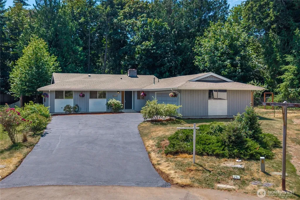 2520 54th Street NW Gig Harbor WA 98335