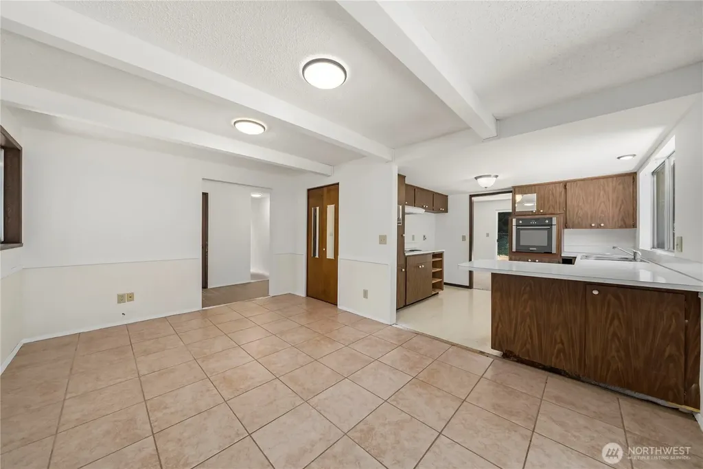 2520 54th Street NW Gig Harbor WA 98335