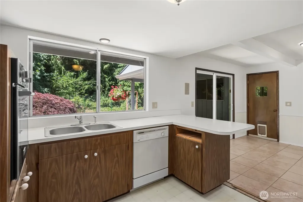 2520 54th Street NW Gig Harbor WA 98335