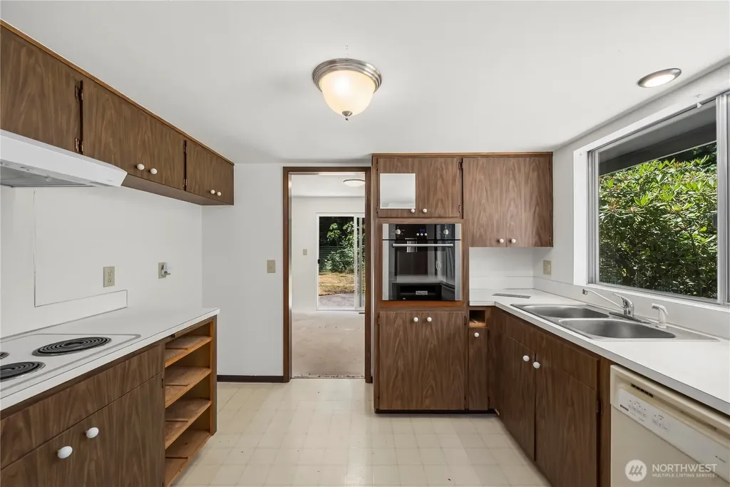 2520 54th Street NW Gig Harbor WA 98335