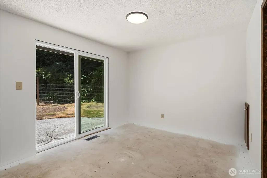 2520 54th Street NW Gig Harbor WA 98335
