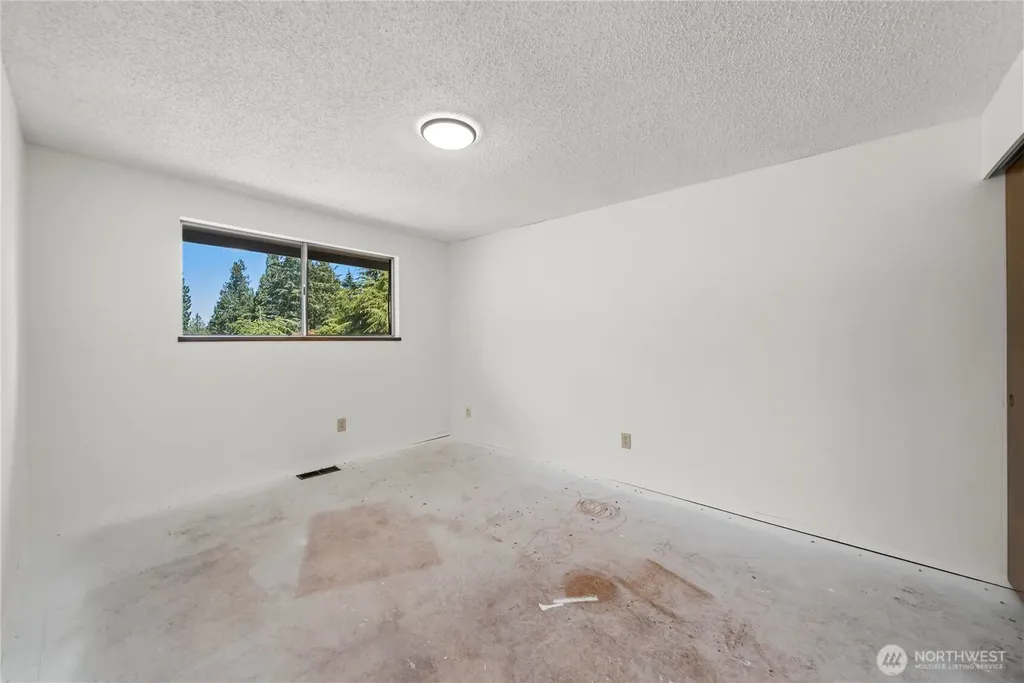 2520 54th Street NW Gig Harbor WA 98335