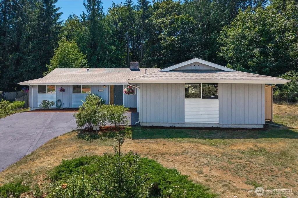 2520 54th Street NW Gig Harbor WA 98335