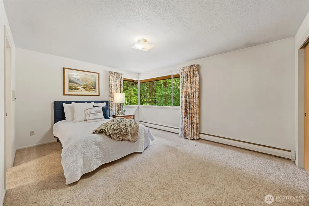 3630 122nd Place NE Bellevue WA 98005