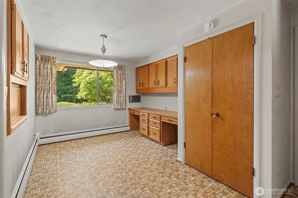 3630 122nd Place NE Bellevue WA 98005