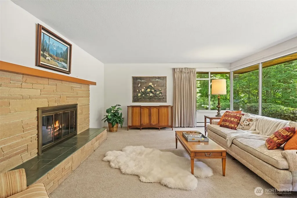 3630 122nd Place NE Bellevue WA 98005