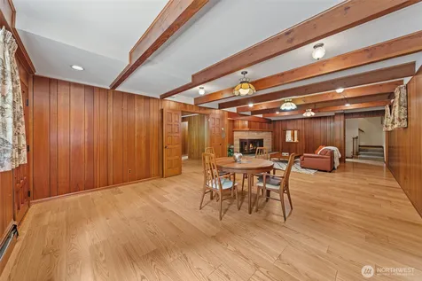 3630 122nd Place NE Bellevue WA 98005