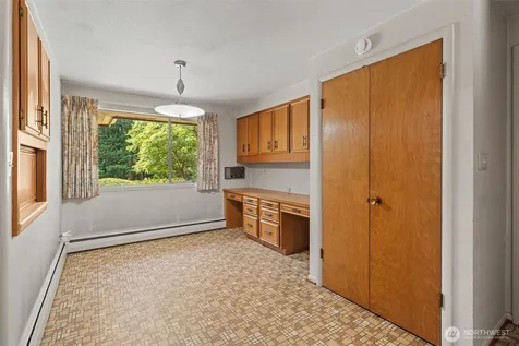 3630 122nd Place NE Bellevue WA 98005
