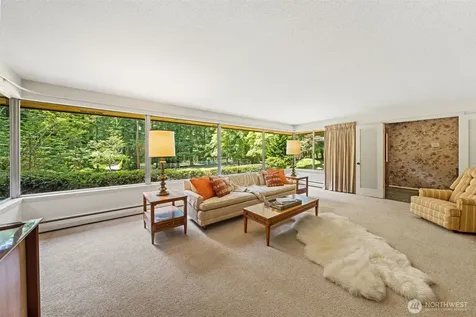 3630 122nd Place NE Bellevue WA 98005