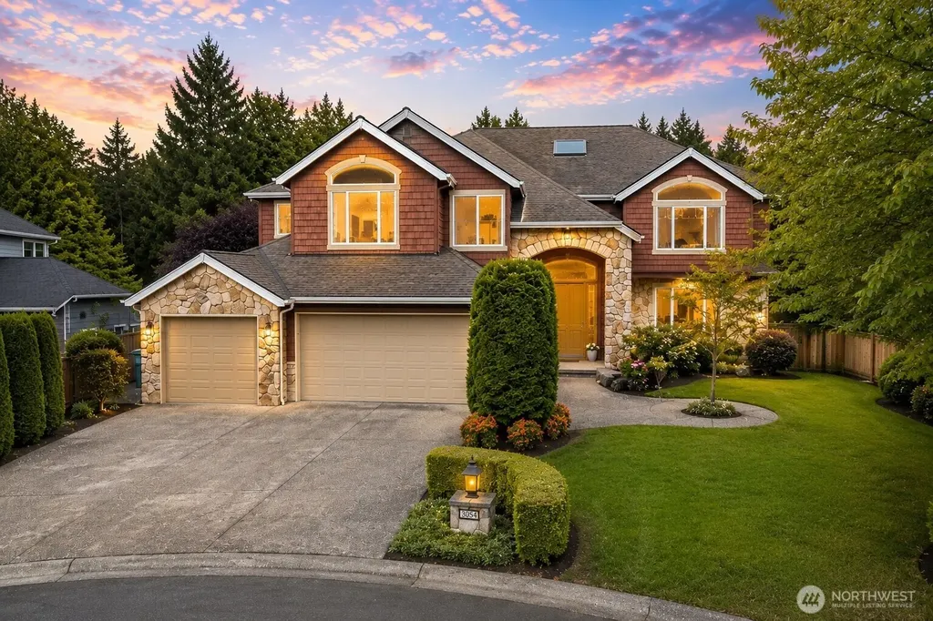 3054 205th Court NE Sammamish WA 98074