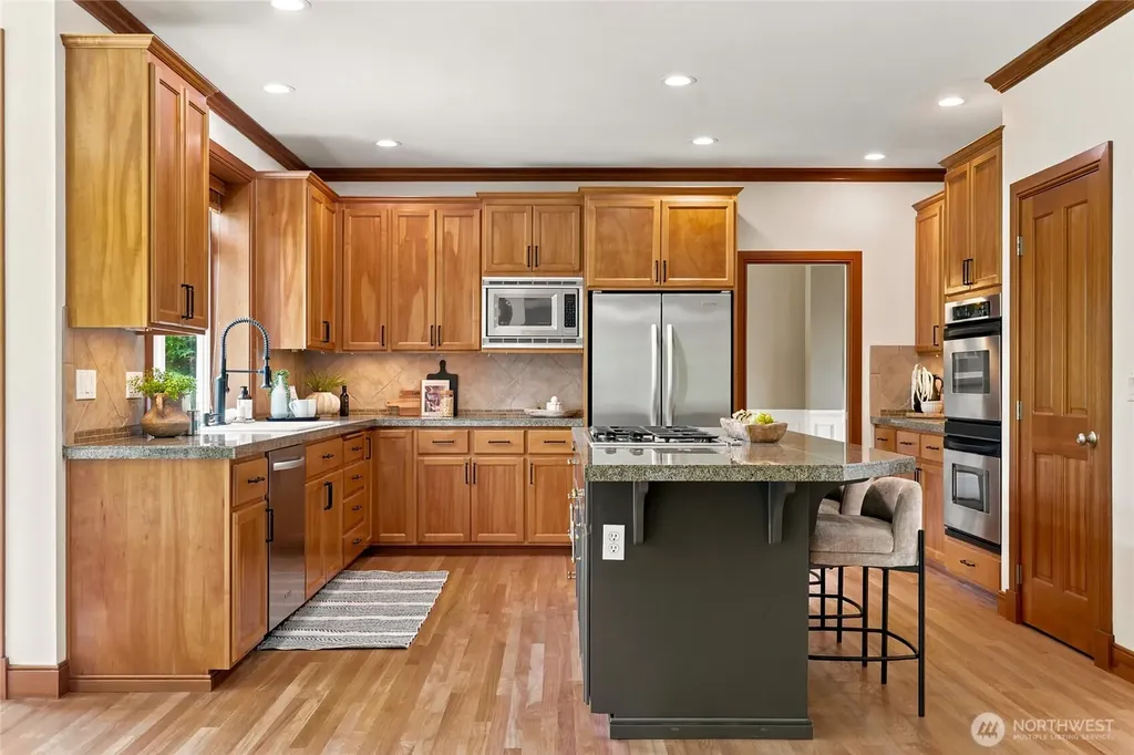 3054 205th Court NE Sammamish WA 98074