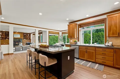 3054 205th Court NE Sammamish WA 98074