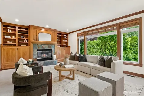 3054 205th Court NE Sammamish WA 98074