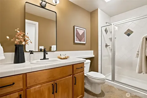 3054 205th Court NE Sammamish WA 98074