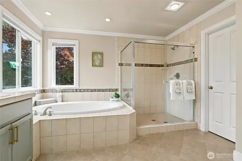 3054 205th Court NE Sammamish WA 98074
