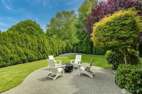 3054 205th Court NE Sammamish WA 98074