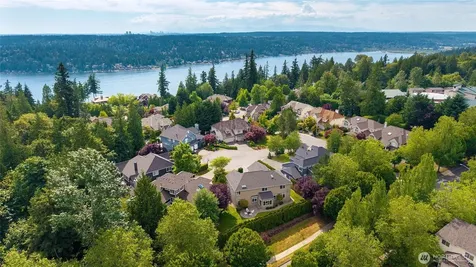 3054 205th Court NE Sammamish WA 98074
