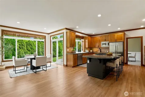 3054 205th Court NE Sammamish WA 98074