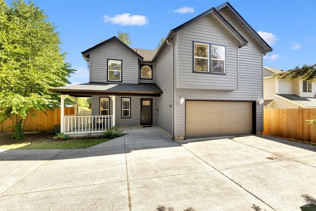 7210 NW 2nd Avenue Vancouver WA 98665