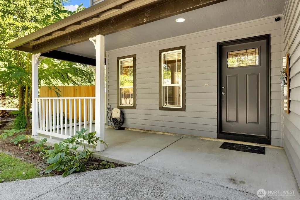 7210 NW 2nd Avenue Vancouver WA 98665