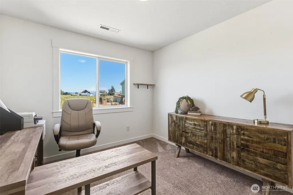 1128 N Auburn Place Ridgefield WA 98642