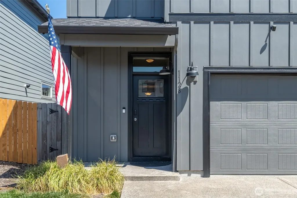 1128 N Auburn Place Ridgefield WA 98642