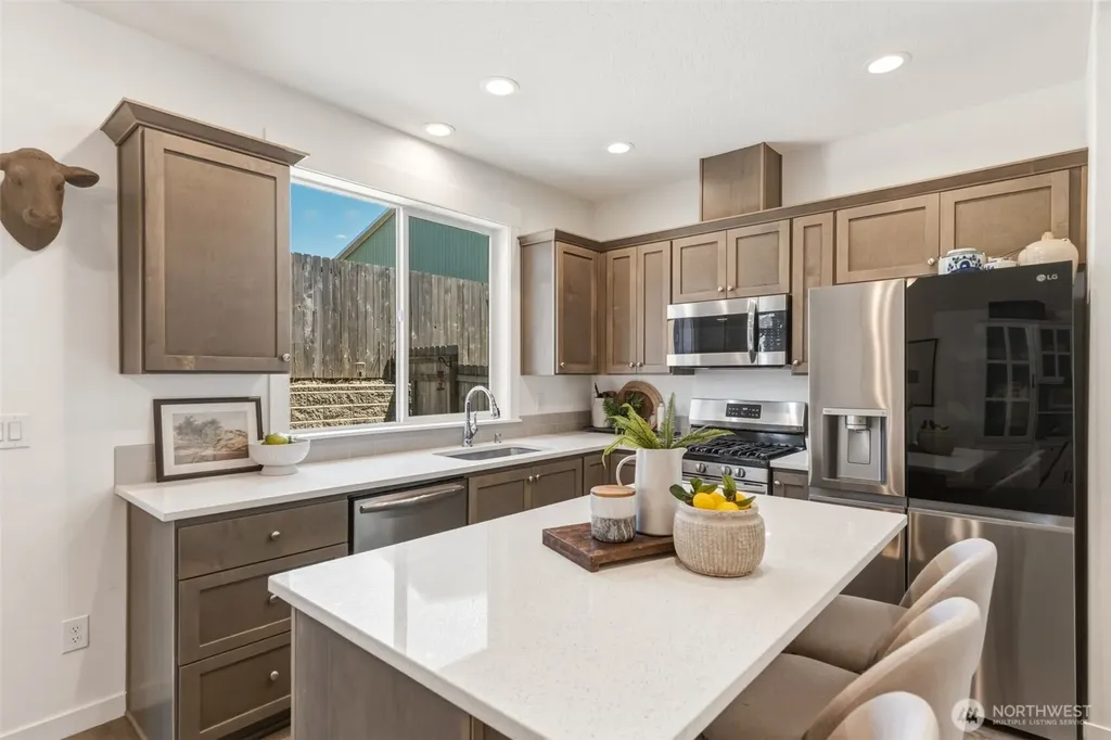 1128 N Auburn Place Ridgefield WA 98642
