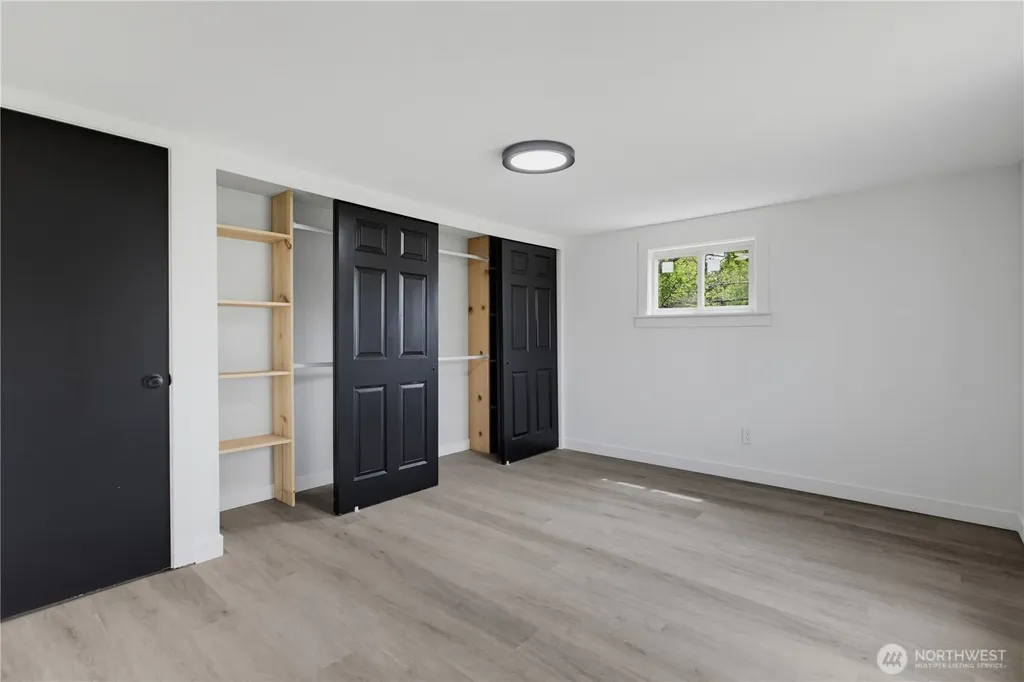 31108 3rd Avenue Black Diamond WA 98010