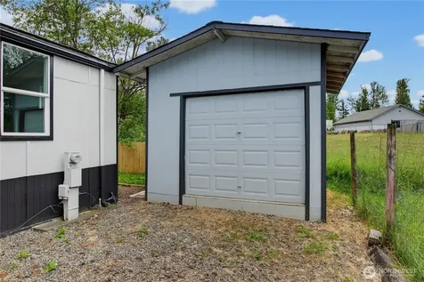 31108 3rd Avenue Black Diamond WA 98010