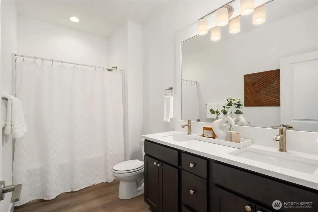 10667 SE 170th Place Renton WA 98055
